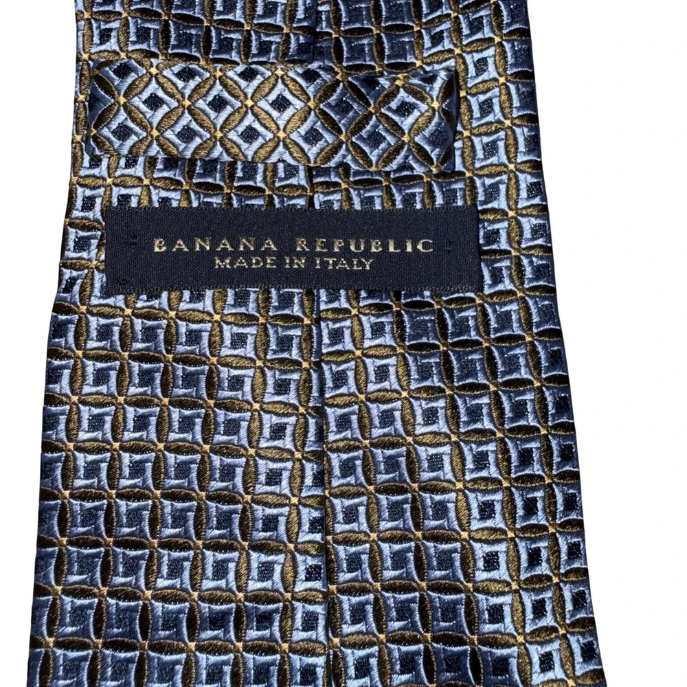 Banana‎ Republic Tie OS Blue Gold Geometric Square Italian Made Silk Necktie